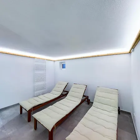 Alpspitzchalet شقة