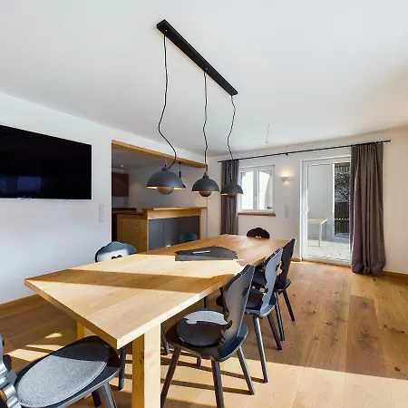 Alpspitzchalet * جارمش بارتنكيرشن